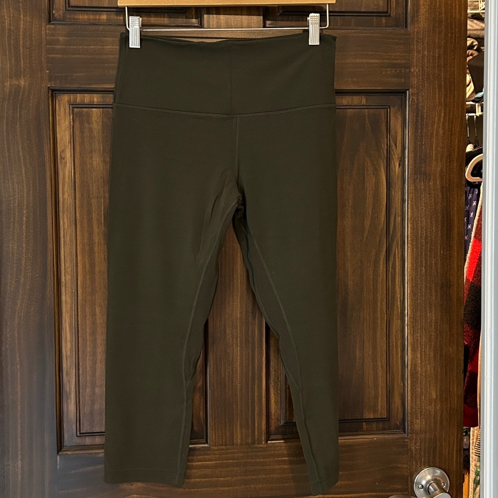 Lululemon Cropped Align Leggings - Size 10